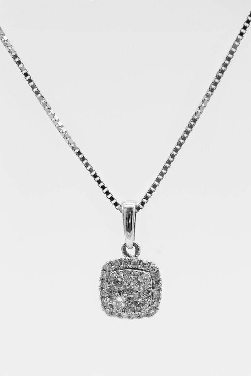 Luvréon Fil d'Or Diamond Solitaire Necklace